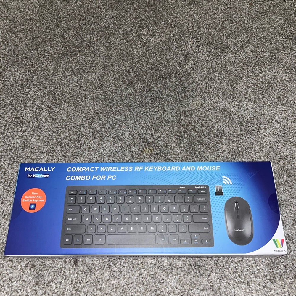 Macally Wireless Keyboard and Mouse Combo - Black